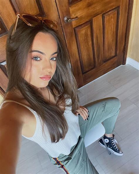 Ava (@avaxreyess) • Instagram photos and videos